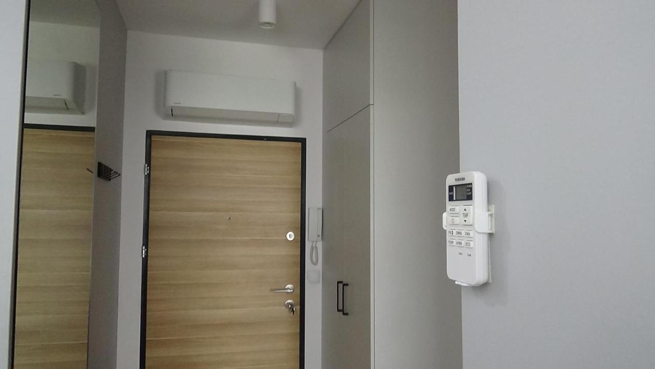 Esperion 7 Days Apartment วอร์ซอ ภายนอก รูปภาพ