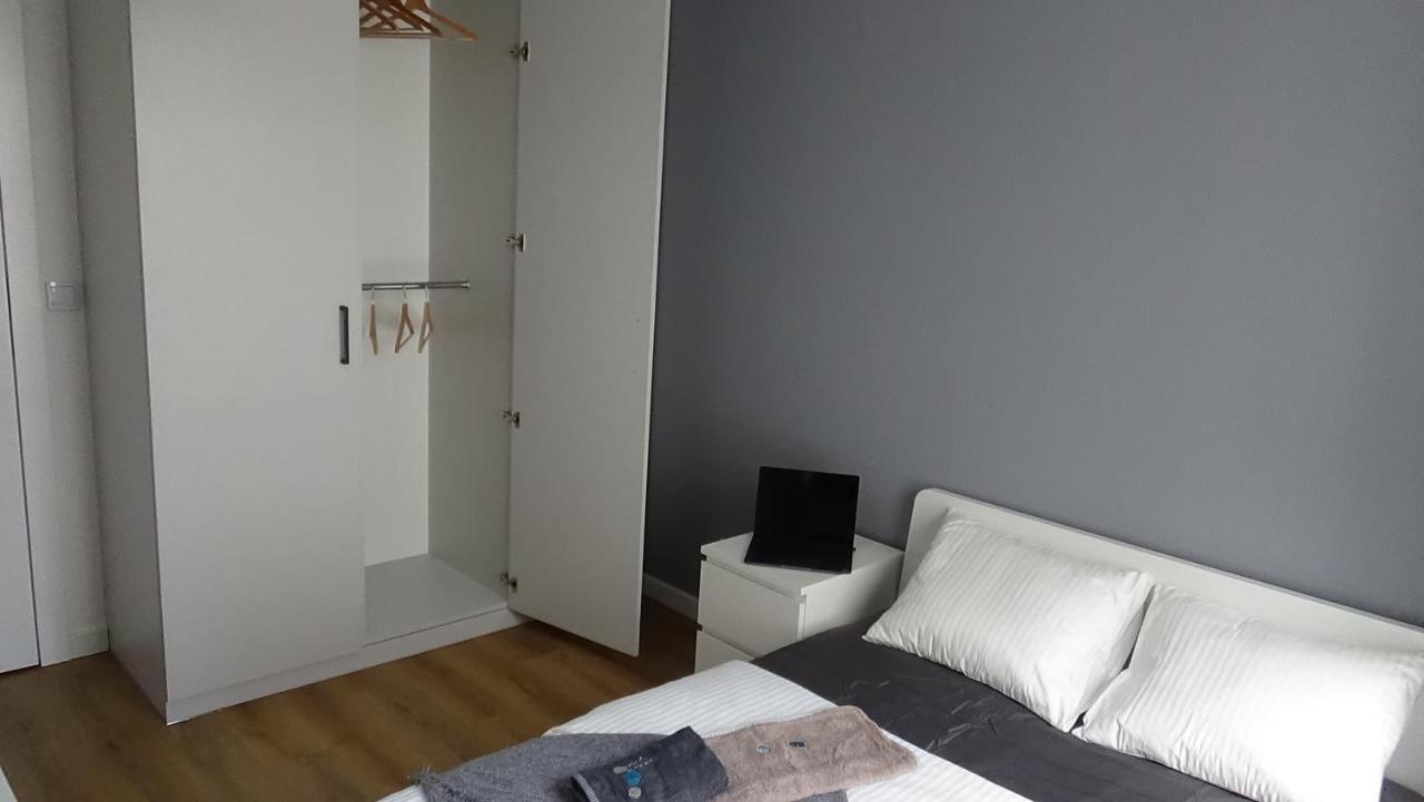 Esperion 7 Days Apartment วอร์ซอ ภายนอก รูปภาพ