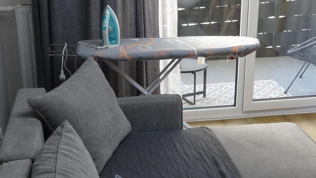 Esperion 7 Days Apartment วอร์ซอ ภายนอก รูปภาพ